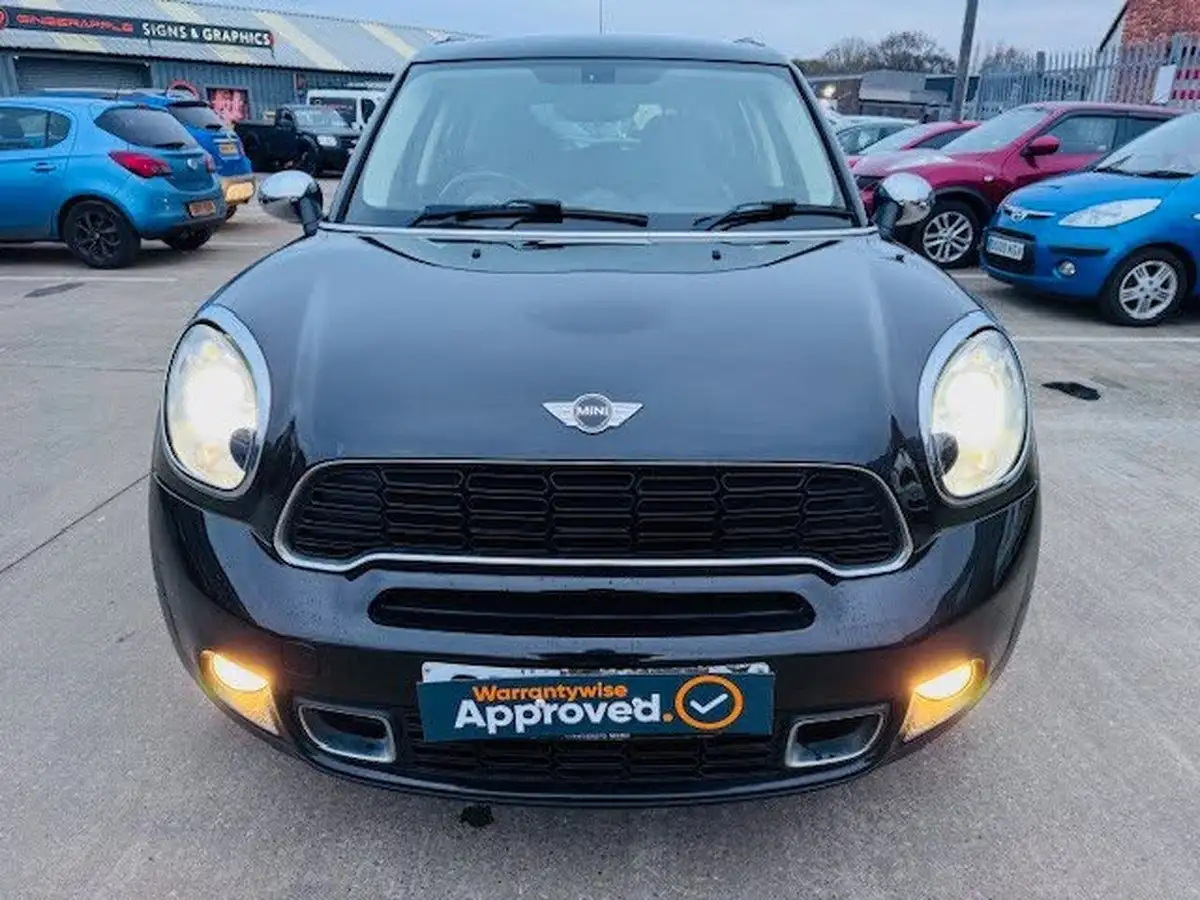 2012-mini-countryman-16-cooper-s-190bhp-all4-big-10