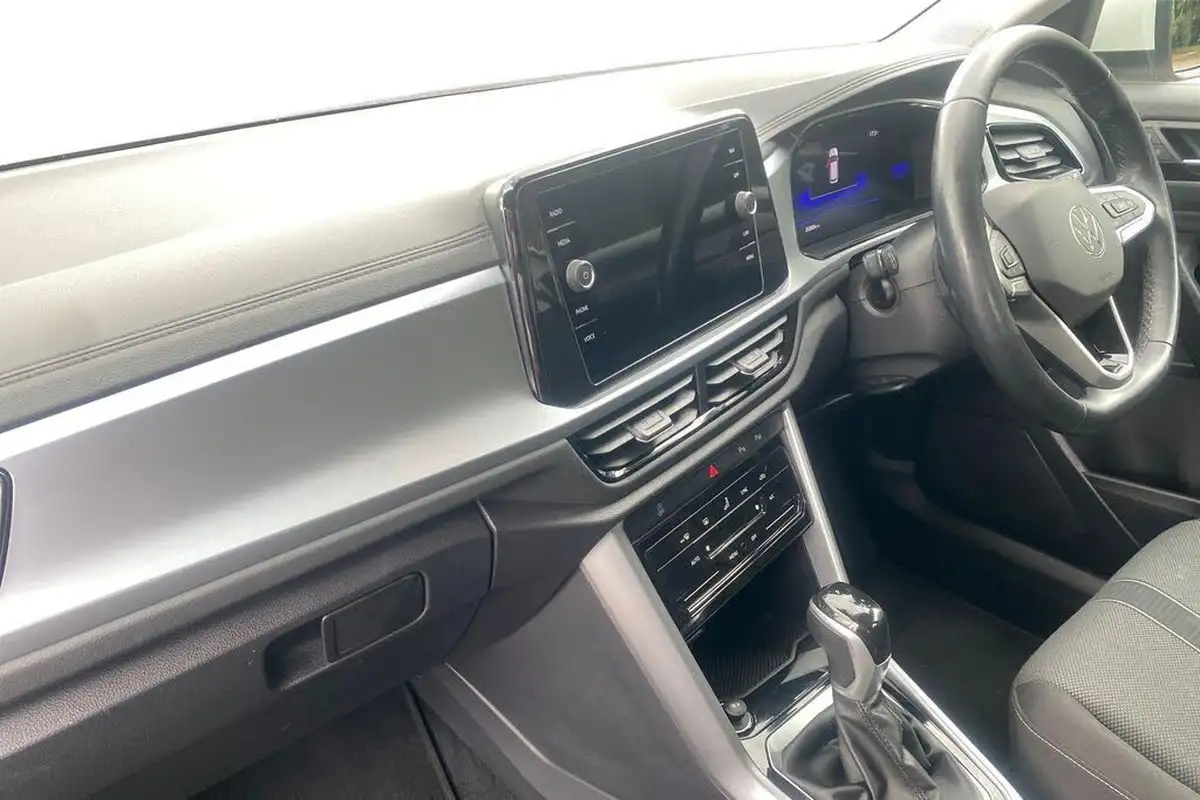 2022-volkswagen-t-roc-15-tsi-life-dsg-big-34