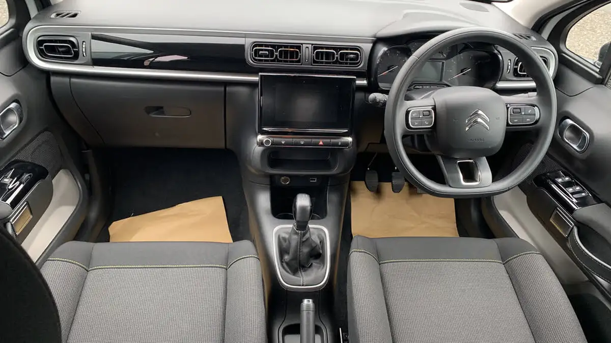 2024-citroen-c3-12-puretech-plus-83ps-big-3