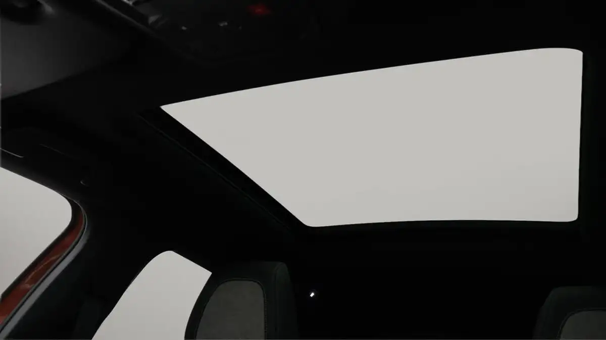 2021-peugeot-2008-suv-e-gt-big-25