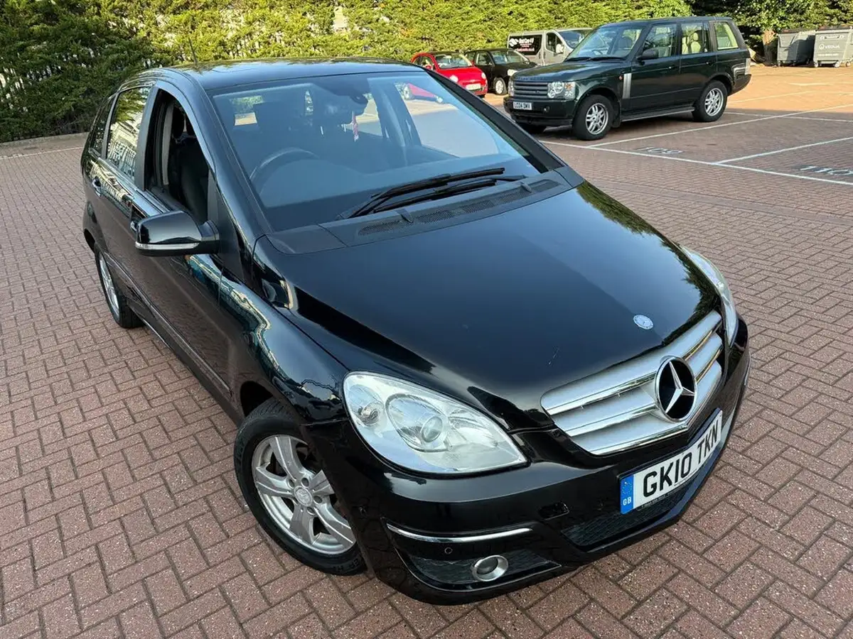 2010-mercedes-benz-b-class-15-b160-se-cvt-big-3