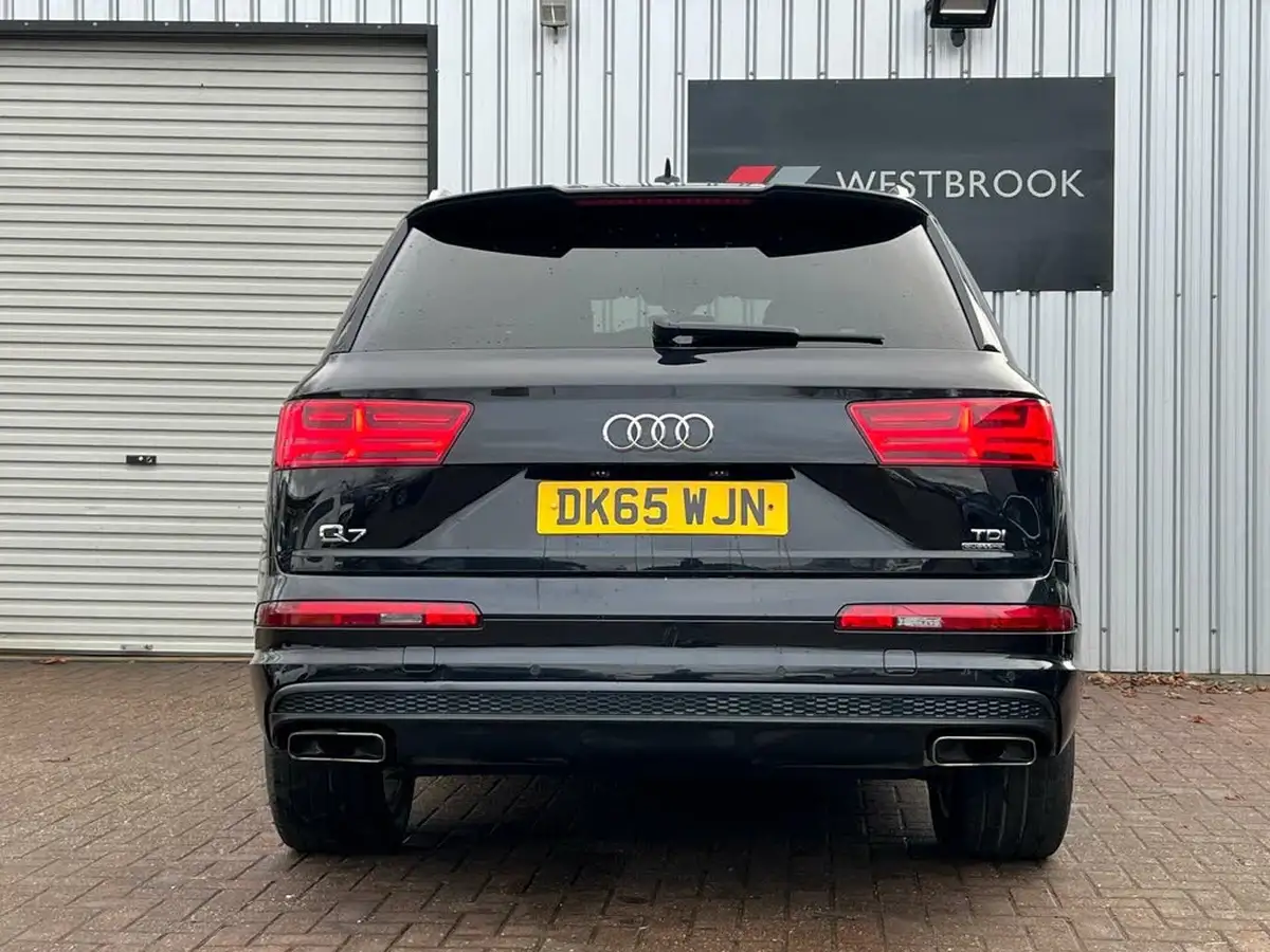 2015-audi-q7-30tdi-quattro-s-line-272ps-ss-big-11