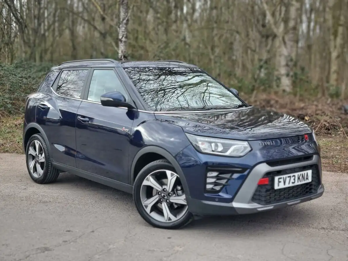 2024-kgm-ssangyong-tivoli-15-k40-auto-big-0