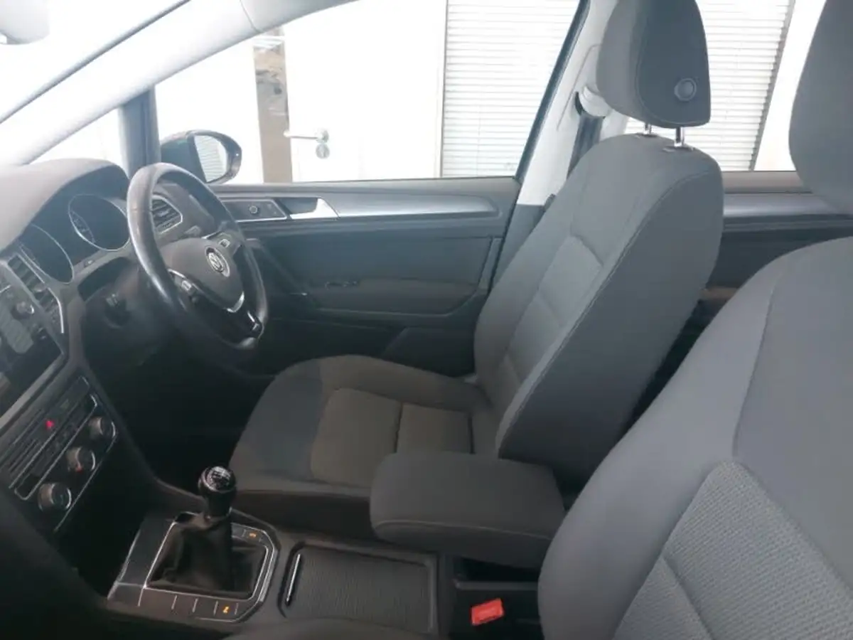 2018-volkswagen-golf-sv-15-tsi-se-130ps-big-9