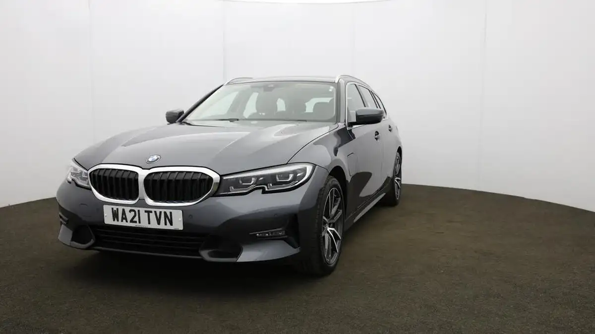 2021-bmw-3-series-20-330e-sport-pro-touring-5d-big-37