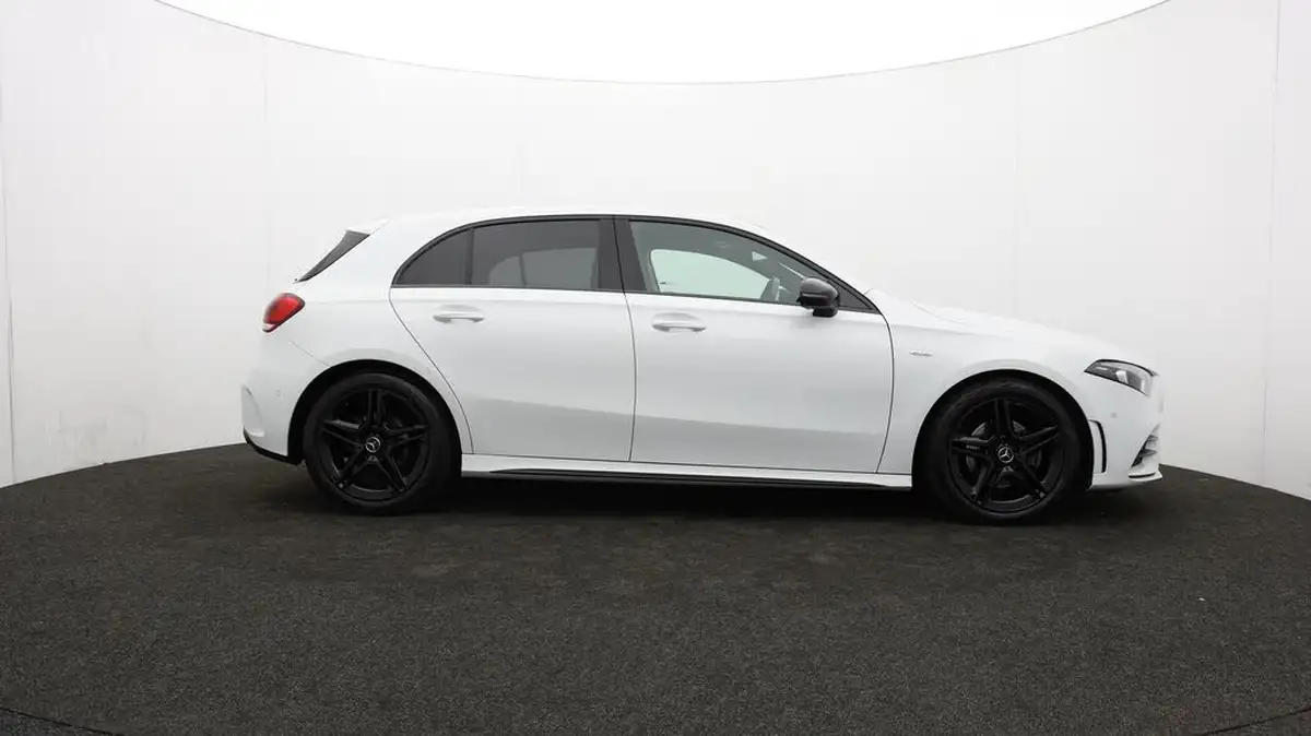 2022-mercedes-benz-a-class-13-a180-amg-line-executive-edition-hatchback-5d-7g-dct-big-35
