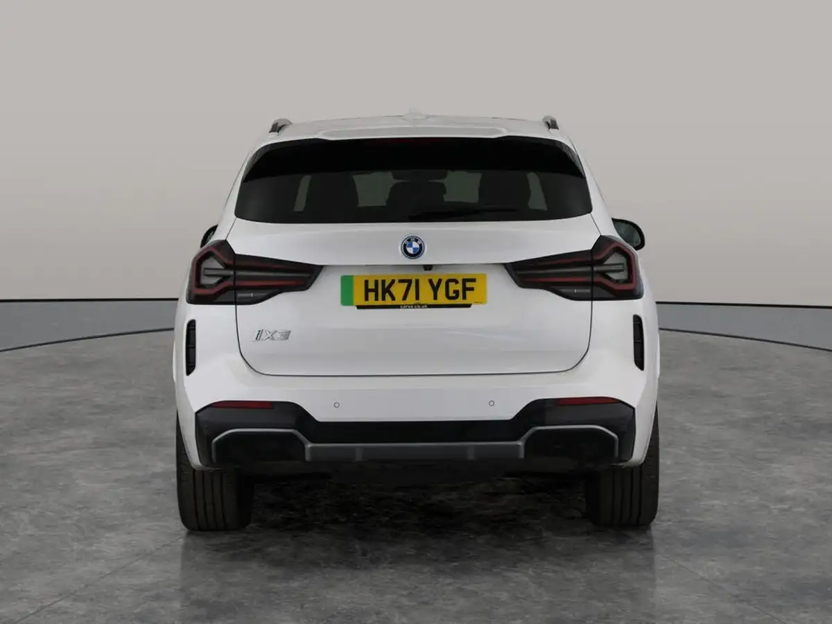 2021-bmw-ix3-e-m-sport-big-10