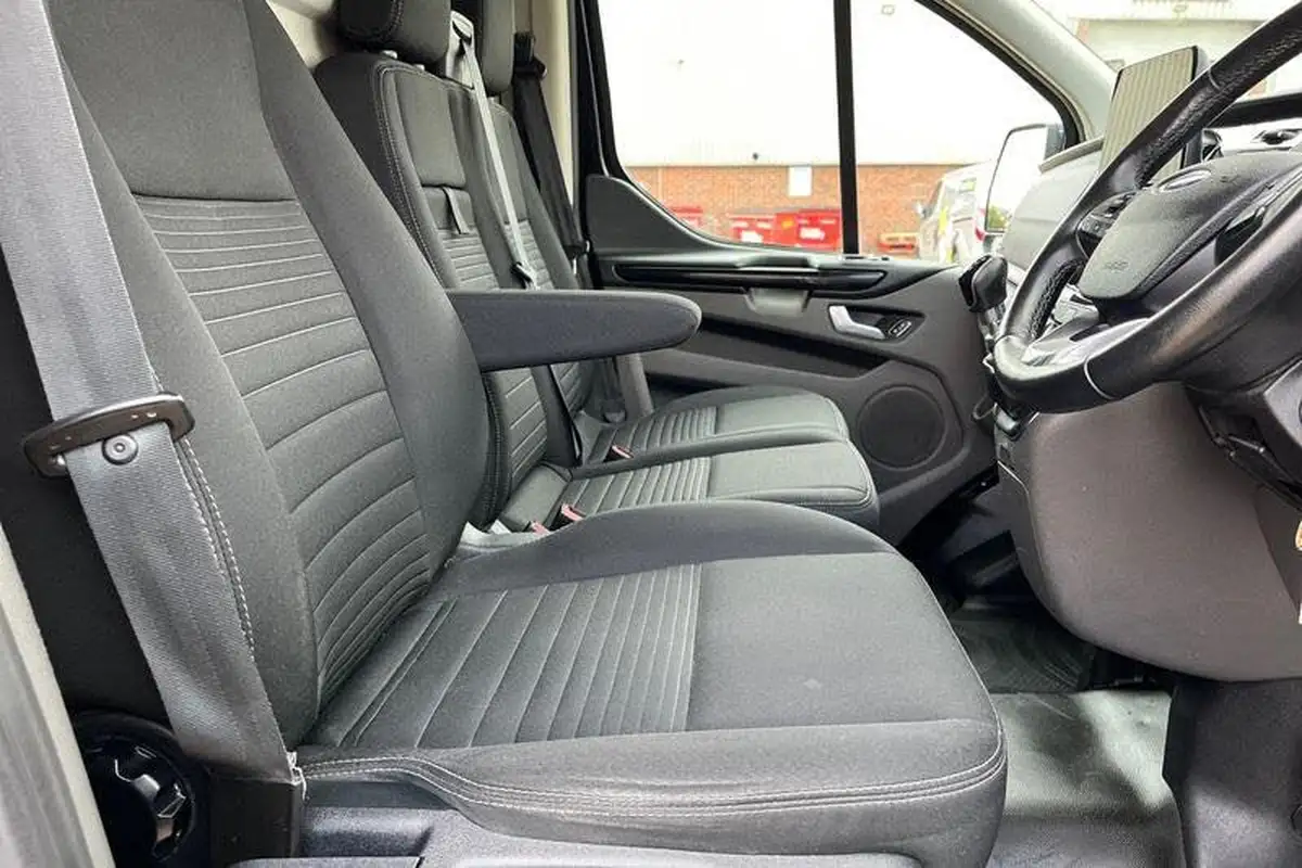 2021-ford-transit-custom-20tdci-280-l1h1-limited-130pseu6dt-big-27
