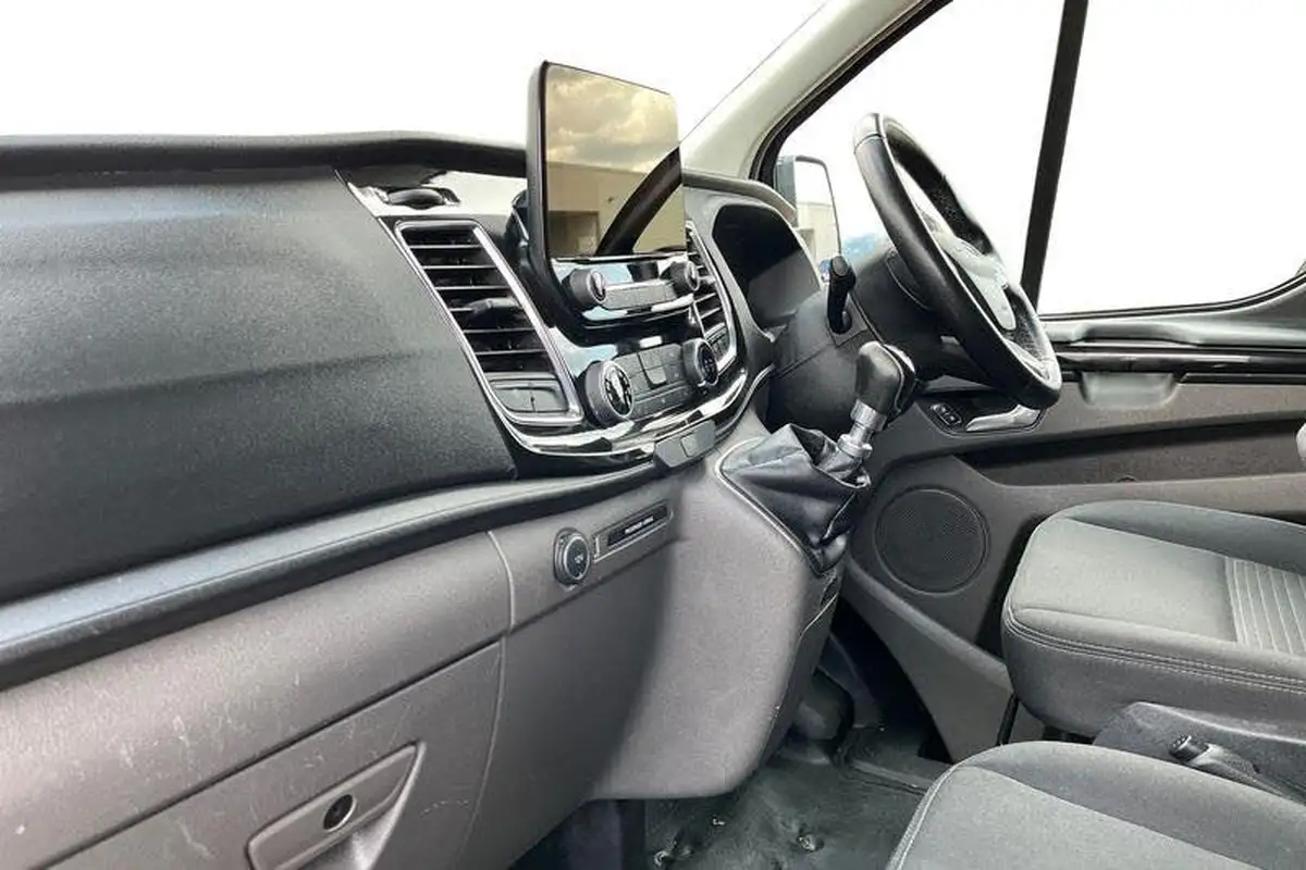 2021-ford-transit-custom-20tdci-280-l1h1-limited-130pseu6dt-big-3