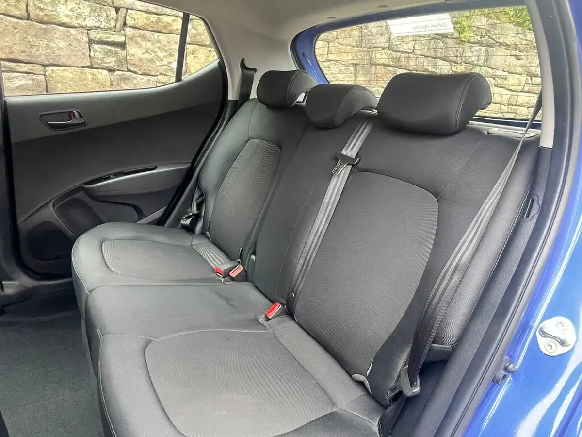 2018-hyundai-i10-12-se-big-20