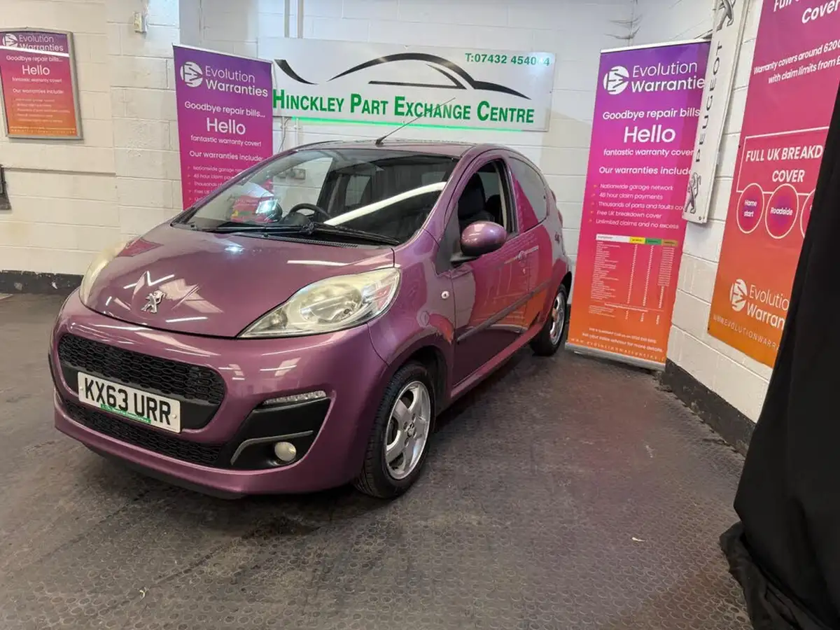 2013-peugeot-107-10-allure-5d-big-0