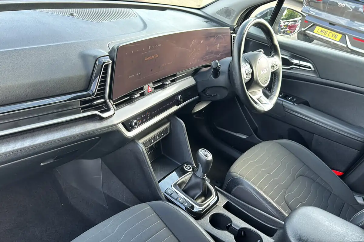 2022-kia-sportage-16-t-gdi-launch-edition-big-10