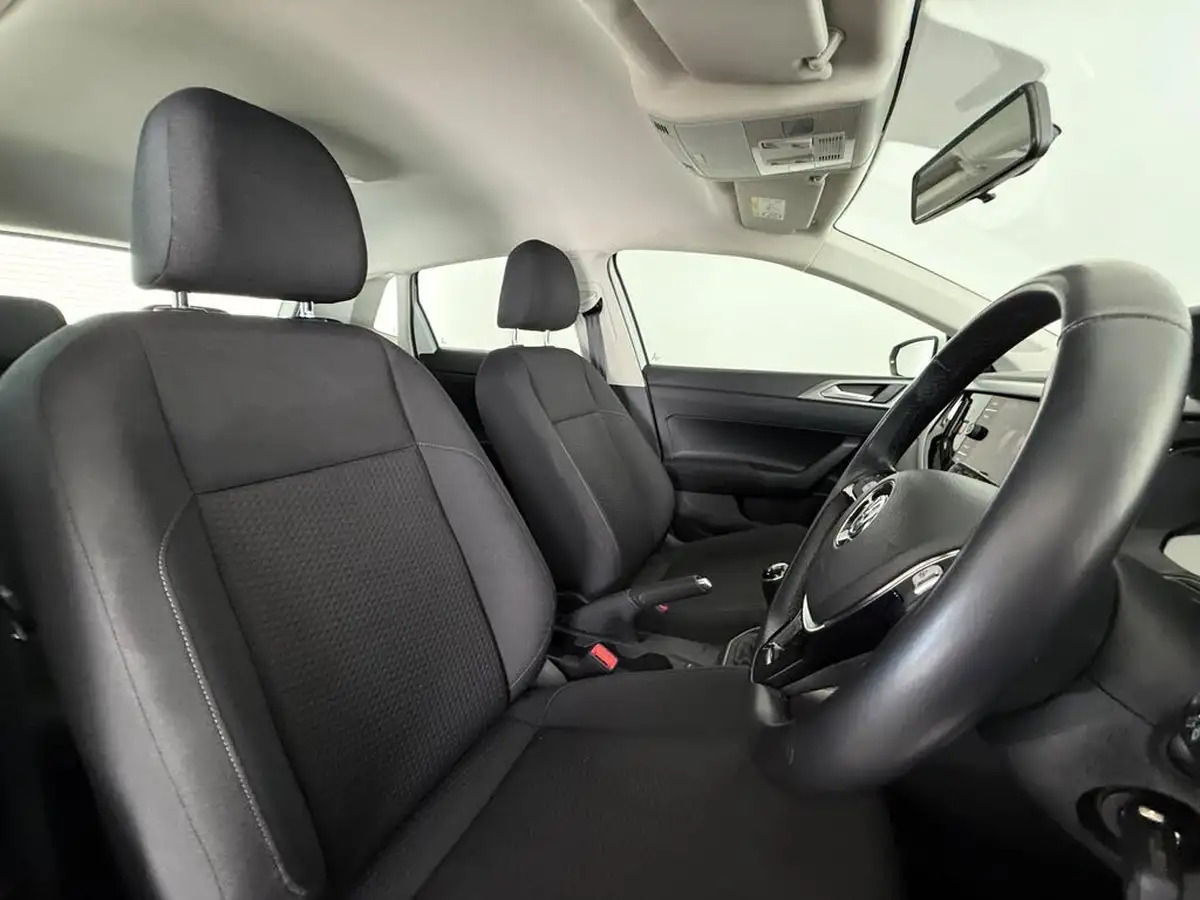 2019-volkswagen-polo-10-se-65ps-evo-ss-big-14