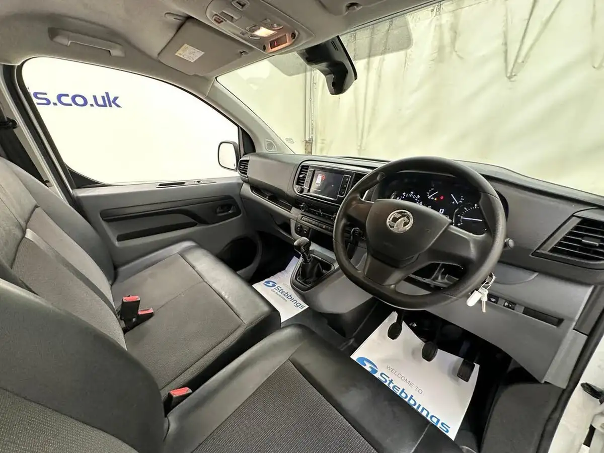 2021-vauxhall-vivaro-15td-2900-l2h1-dynamic-100pseu6dt-big-14