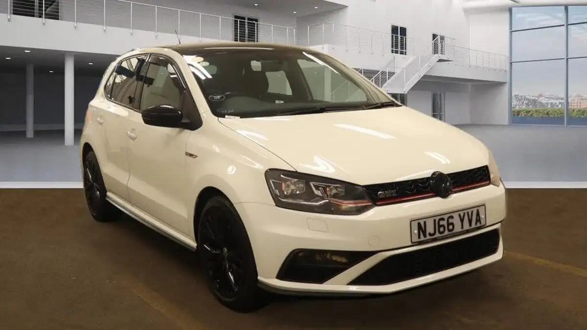 2016-volkswagen-polo-18-tsi-gti-5d-dsg-big-4