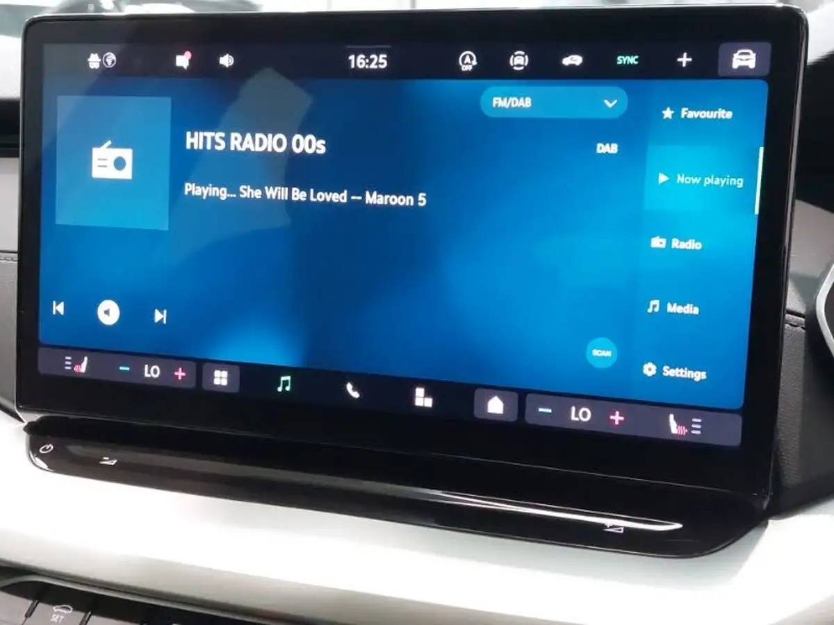 2024-skoda-octavia-15-tsi-e-tec-se-technology-estate-big-16