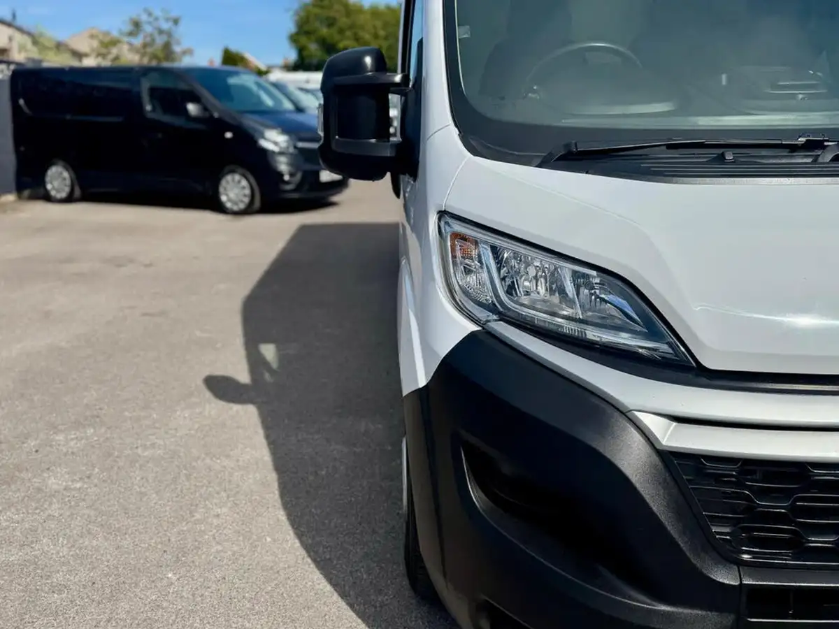 2022-citroen-relay-22bluehdi-35-l3h2-enterprise-panel-big-19