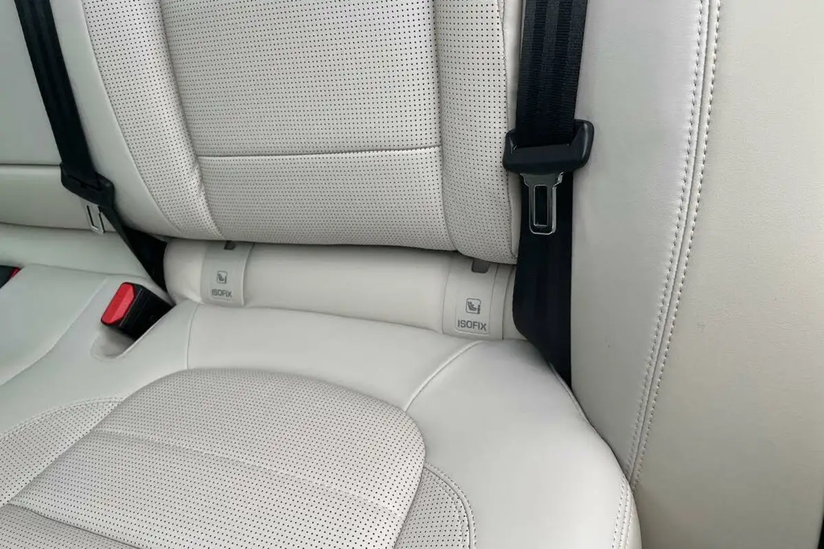 2022-jaguar-f-pace-20-d200-r-dynamic-hse-big-23