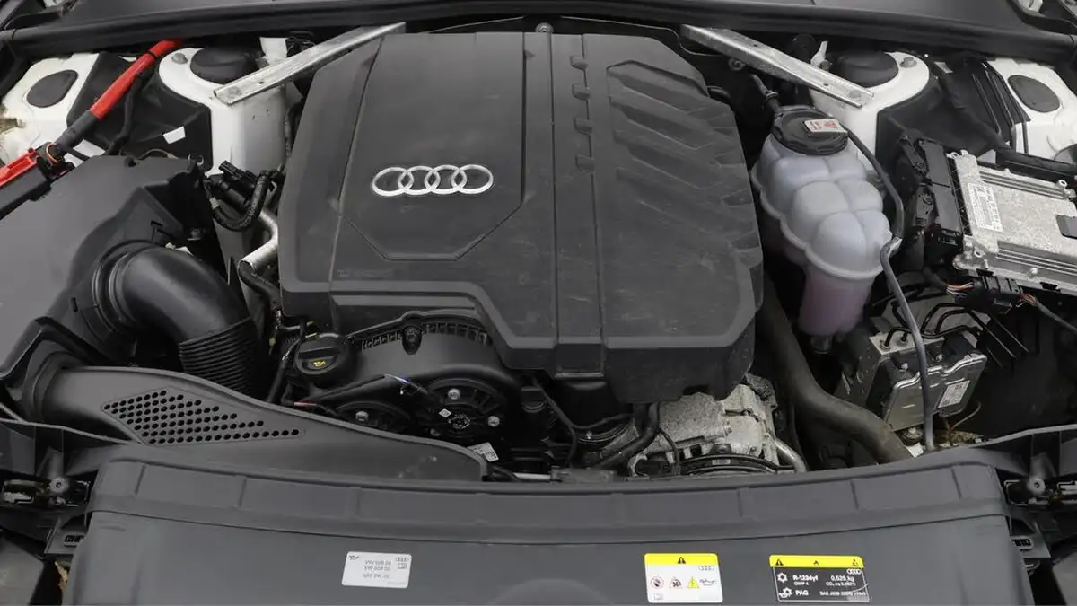 2022-audi-a4-avant-20-35-tfsi-technik-s-tronic-big-30
