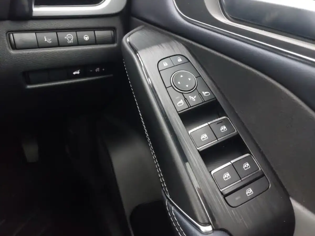 2022-nissan-qashqai-13-dig-t-tekna-140ps-mild-hybrid-big-11