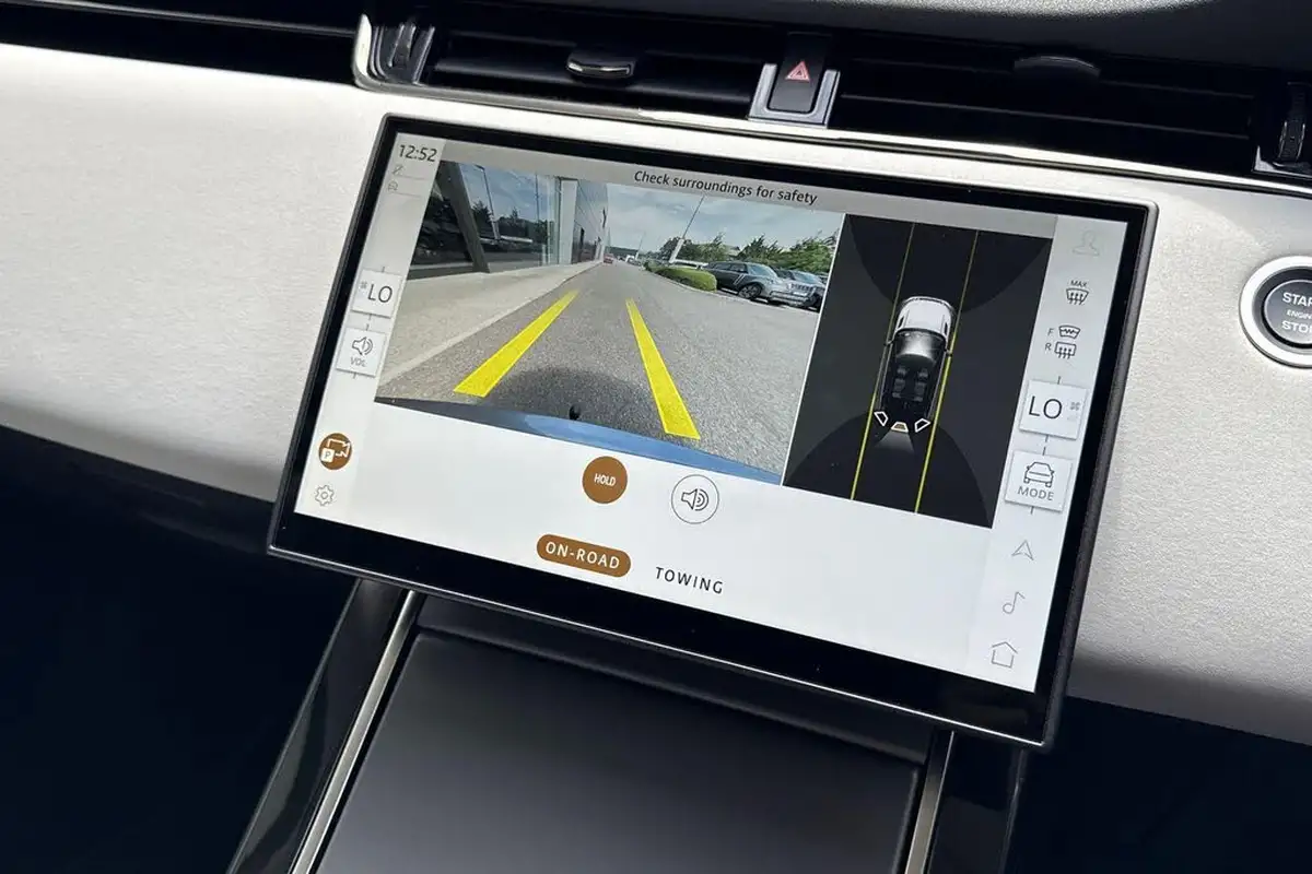 2024-land-rover-range-rover-evoque-20-d200-dynamic-se-big-4