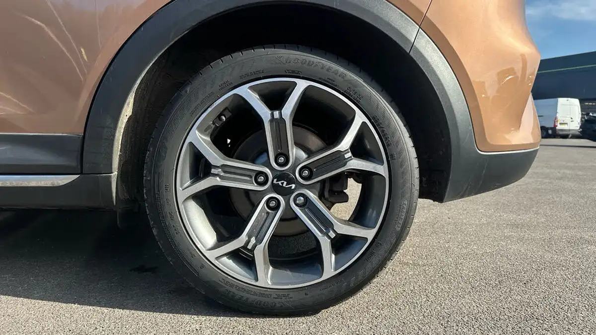 2022-kia-xceed-15-t-gdi-3-big-17