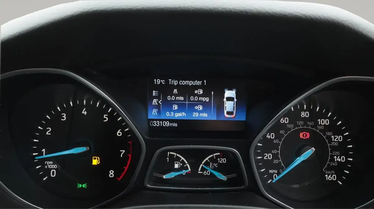 2018-ford-focus-10t-st-line-140ps-hatchback-big-10