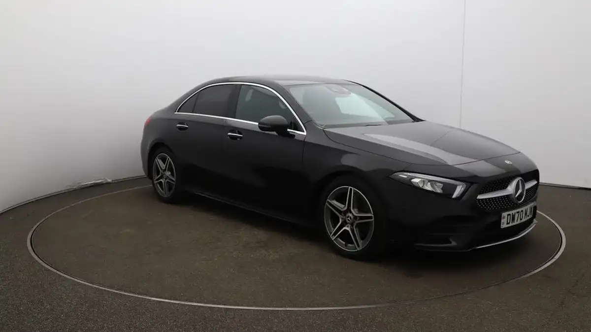 2020-mercedes-benz-a-class-20d-a200d-amg-line-premium-saloon-4d-big-44