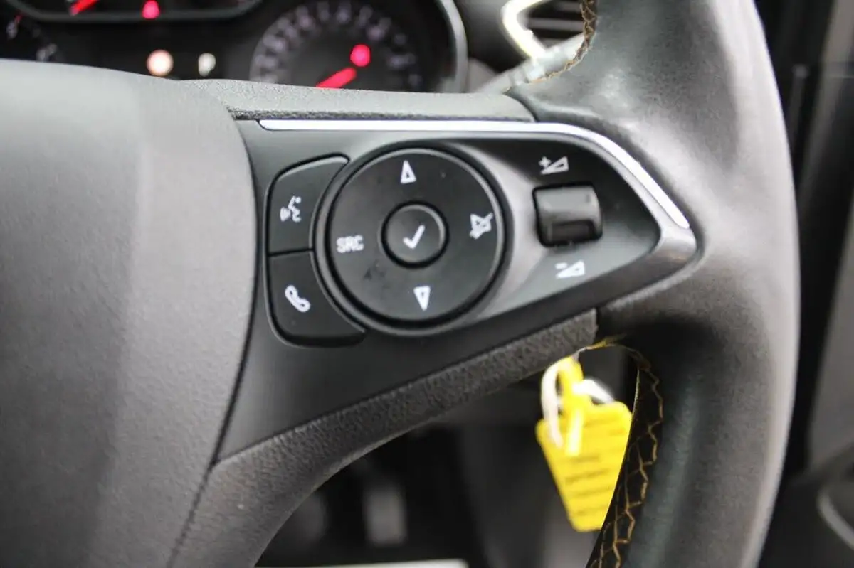 2020-vauxhall-crossland-x-12-elite-nav-130ps-turbo-auto-big-25