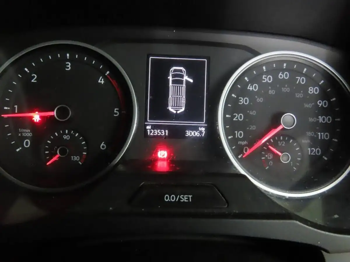 2020-volkswagen-crafter-20tdi-cr35-lwb-startline-140pseu6dt-e-panel-van-big-14