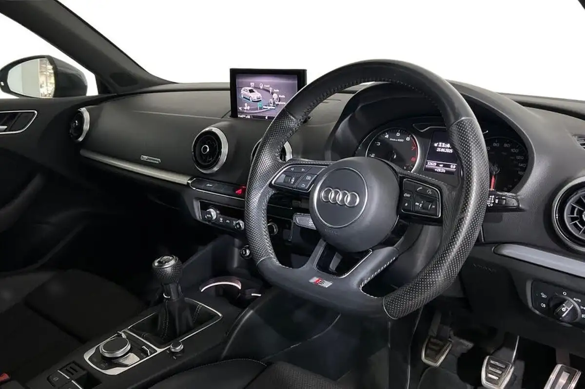 2018-audi-a3-15-tfsi-s-line-sportback-5d-big-8