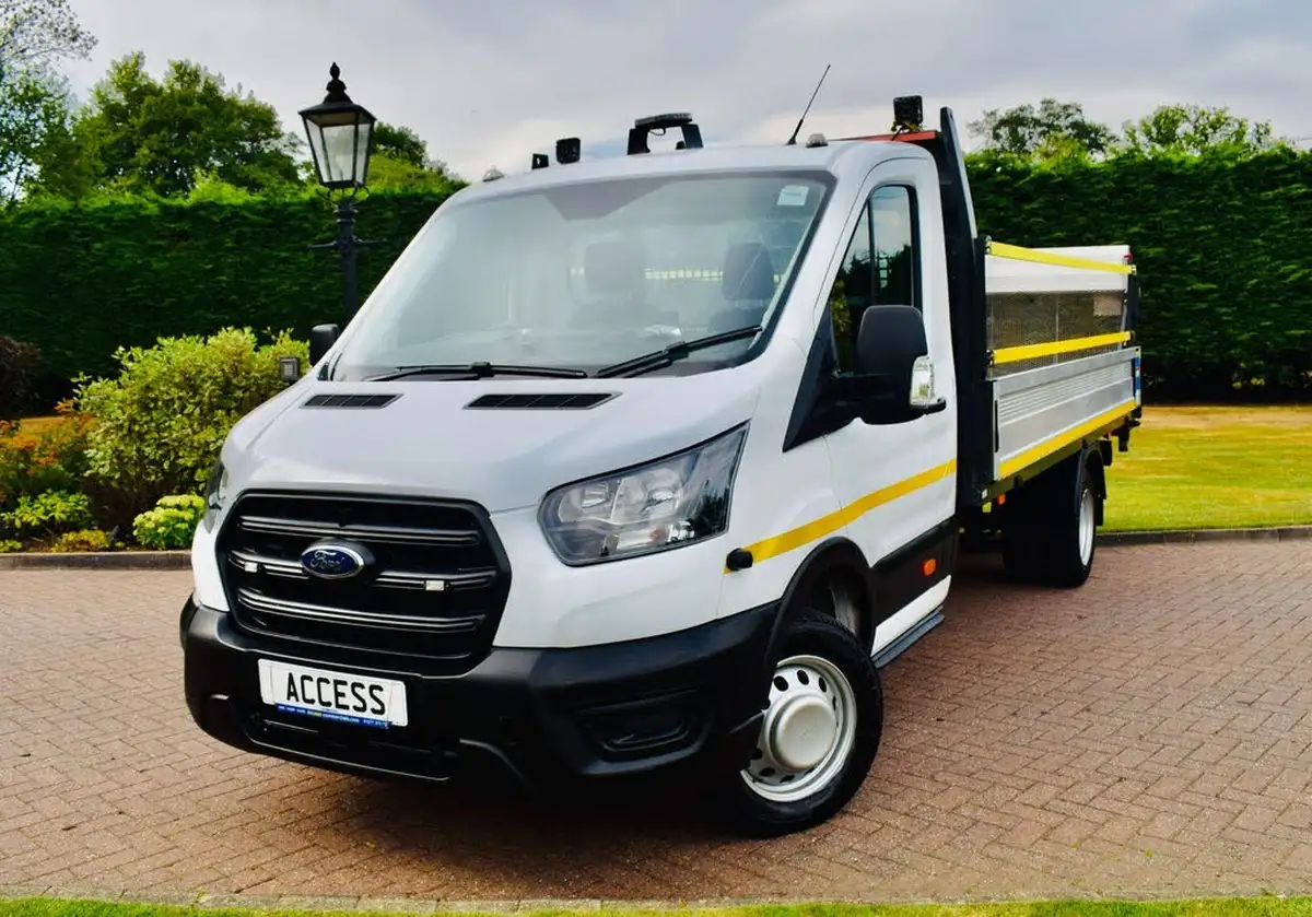 2022-ford-transit-20tdci-350-l2h1-leader-130pseu6dt-fwd-cab-big-0