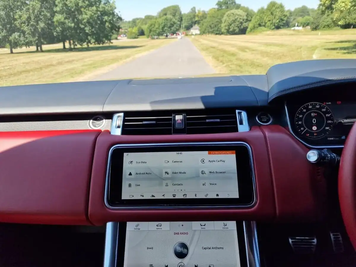 2020-land-rover-range-rover-sport-50-v8-p575-svr-awd-big-18