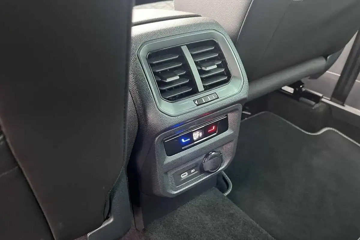 2022-volkswagen-tiguan-20tdi-r-line-edition-big-27