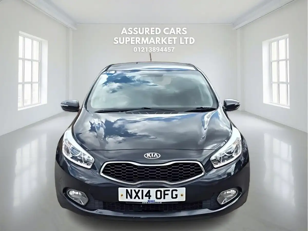 2014-kia-ceed-16crdi-3-isg-hatchback-big-2