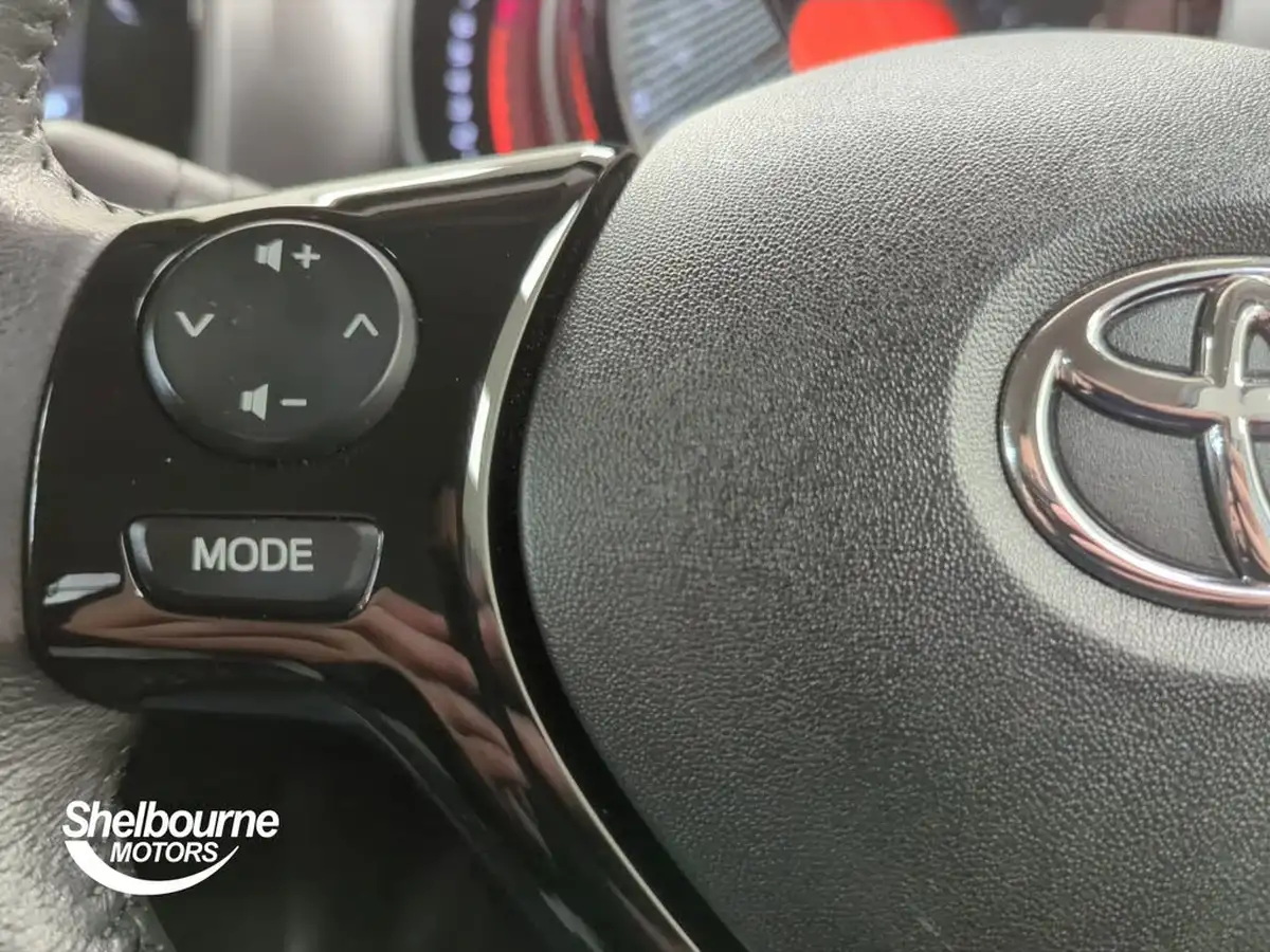 2021-toyota-aygo-10-vvt-i-x-play-tss-big-22