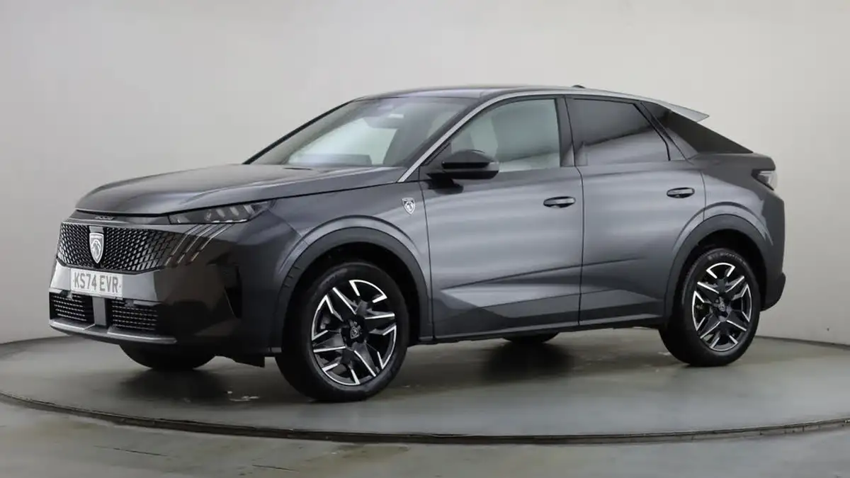2024-peugeot-3008-suv-big-14