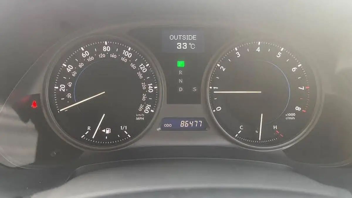 2010-lexus-is-250-25-se-i-dab-saloon-4d-auto-big-26