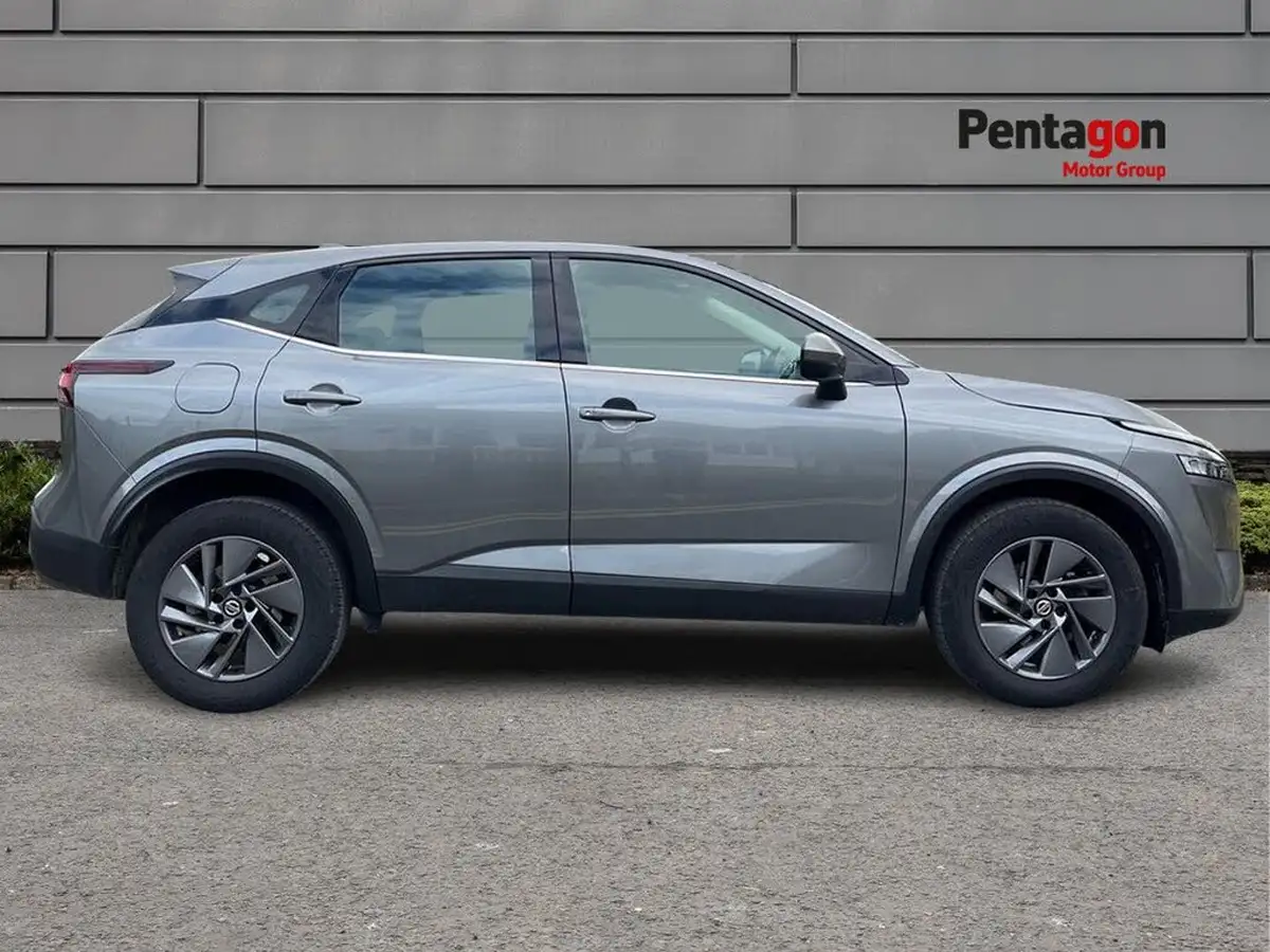 2022-nissan-qashqai-13-dig-t-acenta-premium-140ps-big-12