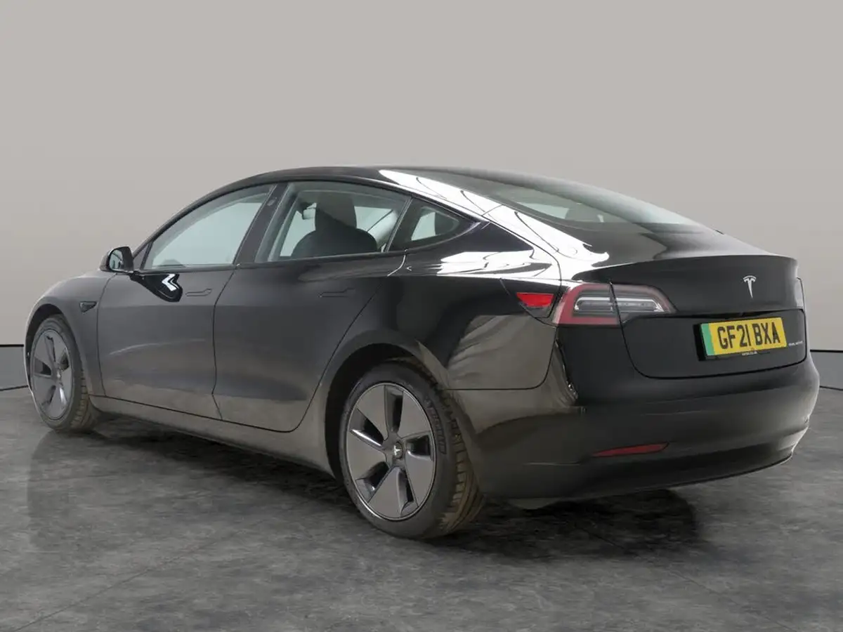 2021-tesla-model-3-e-long-range-4x4-big-16