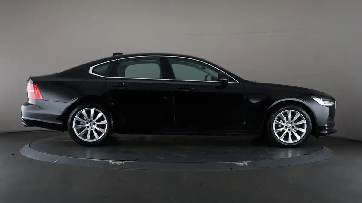 2020-volvo-s90-20-t4-momentum-plus-big-61