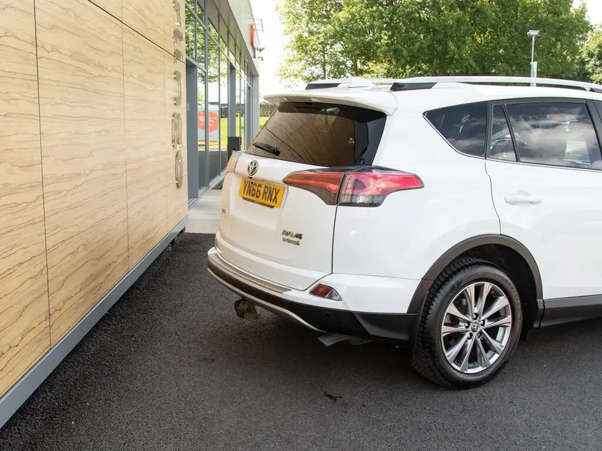 2016-toyota-rav4-25-vvt-i-excel-tss-navi-cvt-big-7