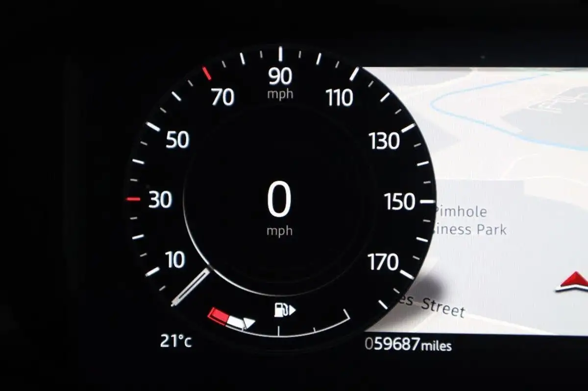 2021-land-rover-range-rover-evoque-15-p300e-r-dynamic-se-big-51