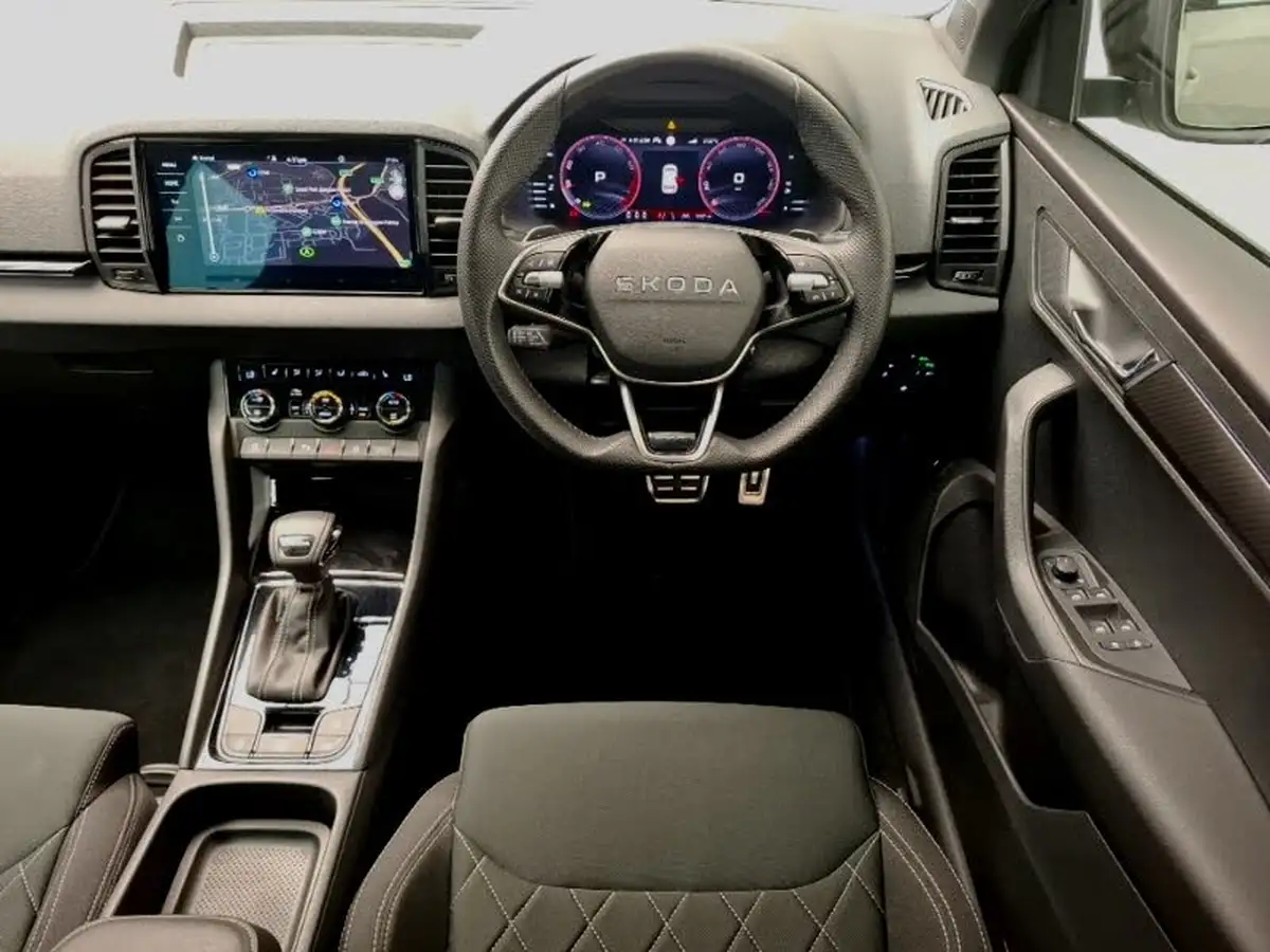 2025-skoda-karoq-15-tsi-sportline-edition-dsg-big-6
