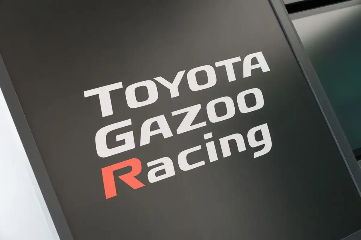 2022-toyota-corolla-20-vvt-i-gr-sport-181bhp-spare-wheel-hatchback-big-55