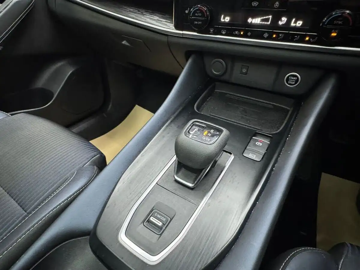 2022-nissan-qashqai-13-dig-t-tekna-158ps-xtronic-big-9