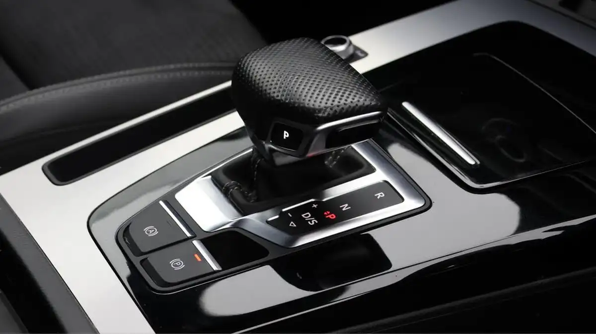 2022-audi-q5-20-45-tfsi-s-line-sportback-big-23