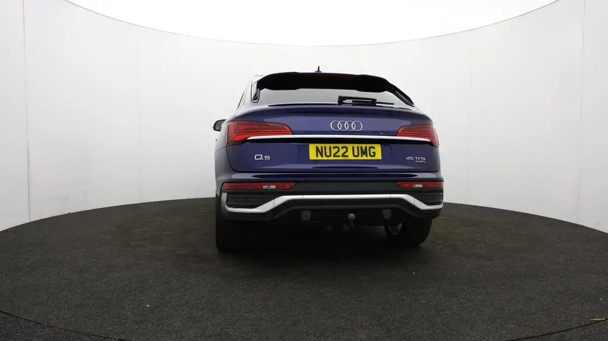 2022-audi-q5-20-45-tfsi-s-line-sportback-big-39