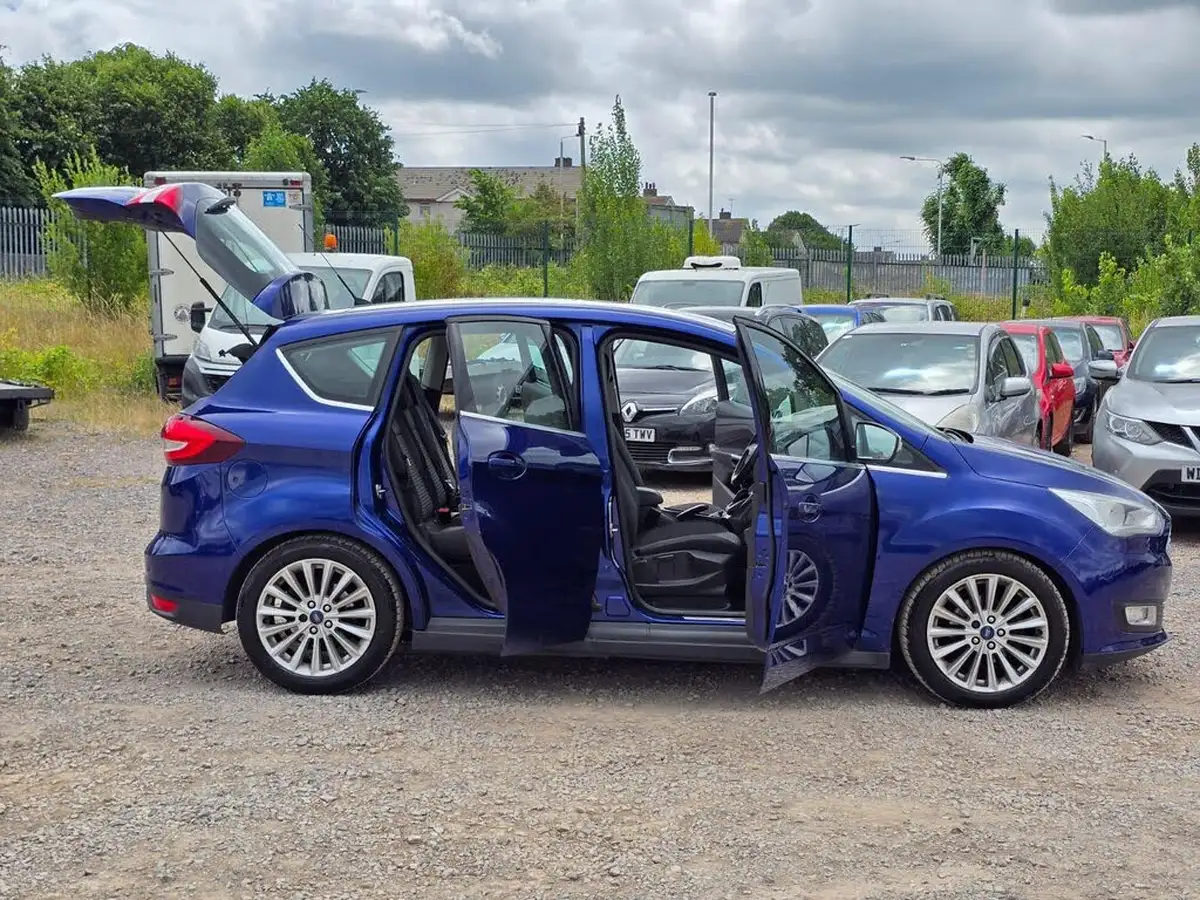 2016-ford-c-max-15tdci-titanium-powershift-big-15