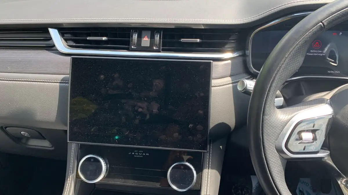 2021-jaguar-f-pace-20-d200-r-dynamic-hse-mhev-big-9